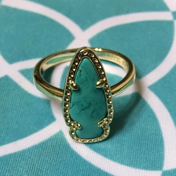 Kendra Scott Jewelry - Kendra Scott Arrowhead Ring - Size 7